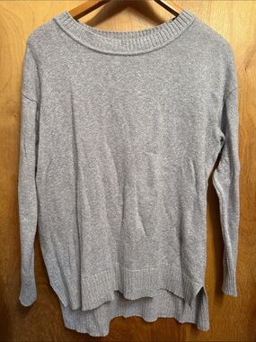 Old Navy Light Gray Women’s Knit Sweater